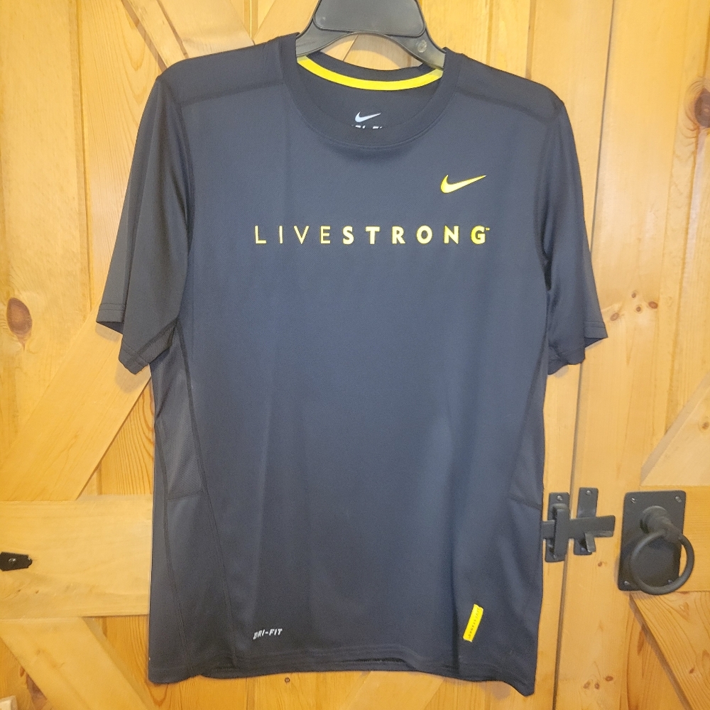 Nike Black and Yellow LIVESTRONG Tee Dri Fit Mens Medium